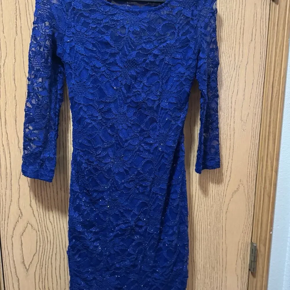 Blue sparkle dress size small ❤️